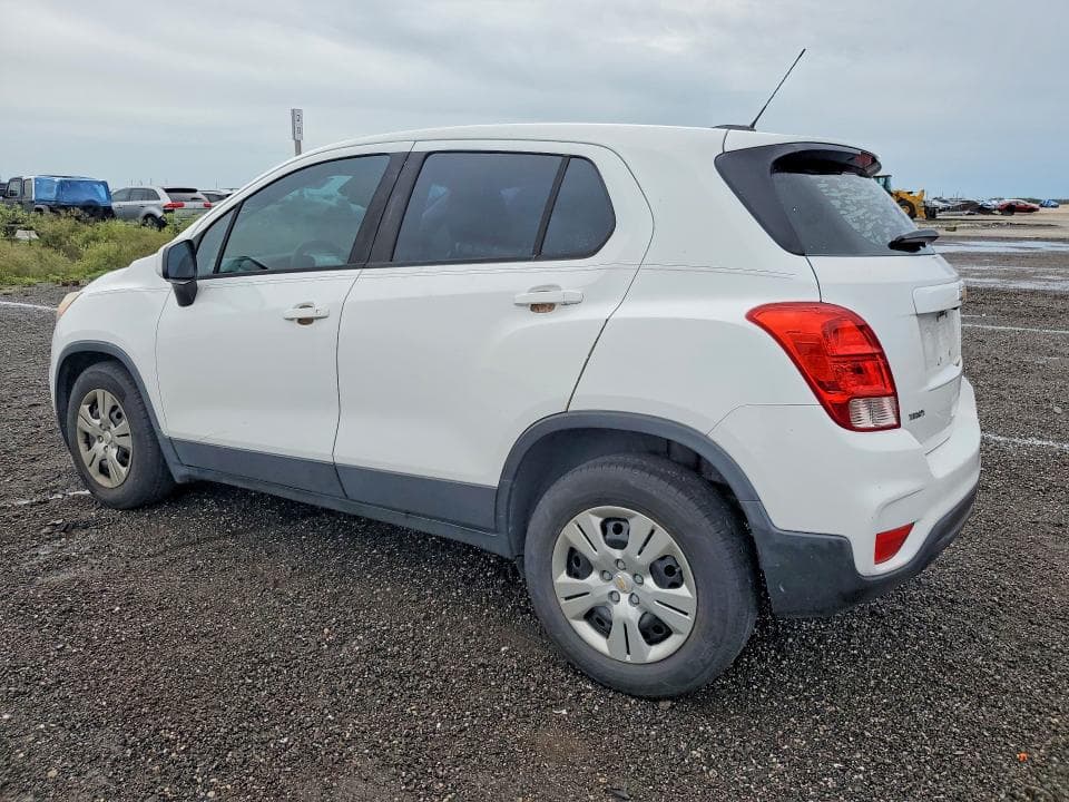 2017 CHEVROLET TRAX LS 2