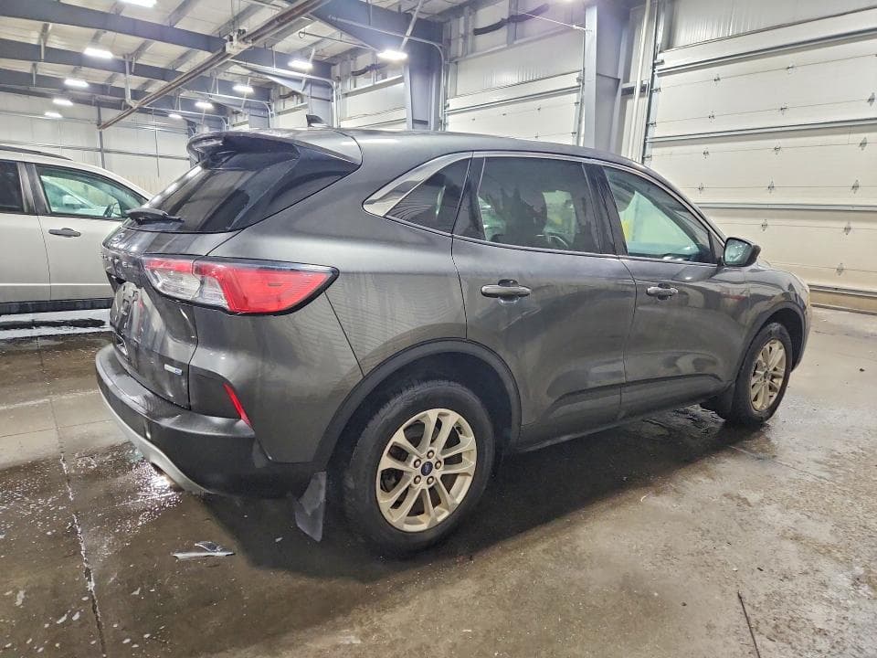 2020 FORD ESCAPE SE 3