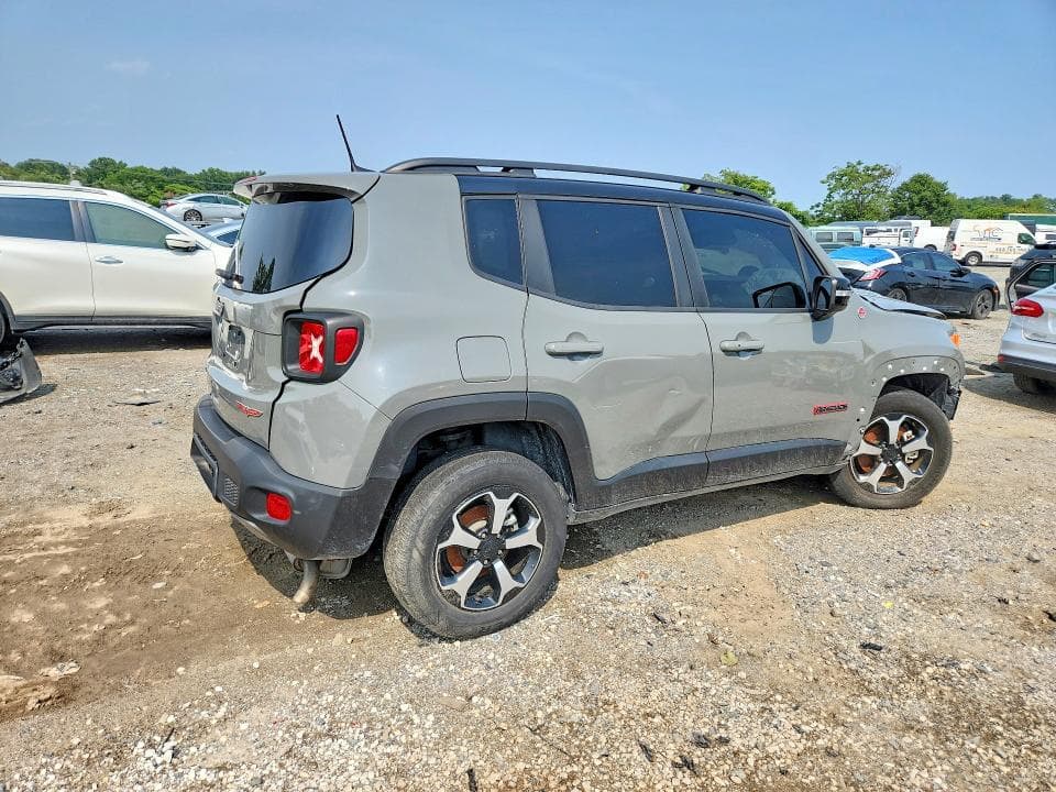 2022 JEEP RENEGADE TRAILHAWK 3