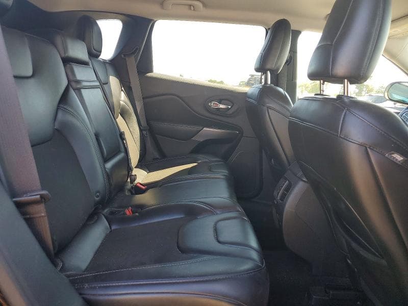 2019 JEEP CHEROKEE LATITUDE PLUS 11