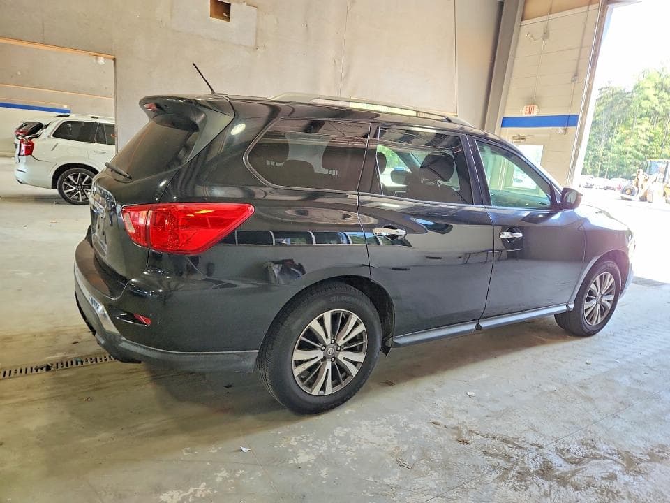 2018 NISSAN PATHFINDER S 3