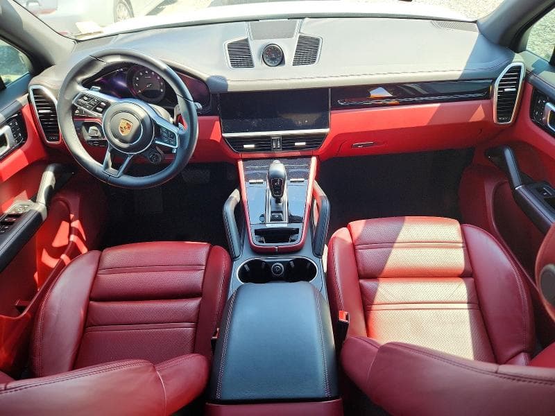 2023 PORSCHE CAYENNE BASE 8