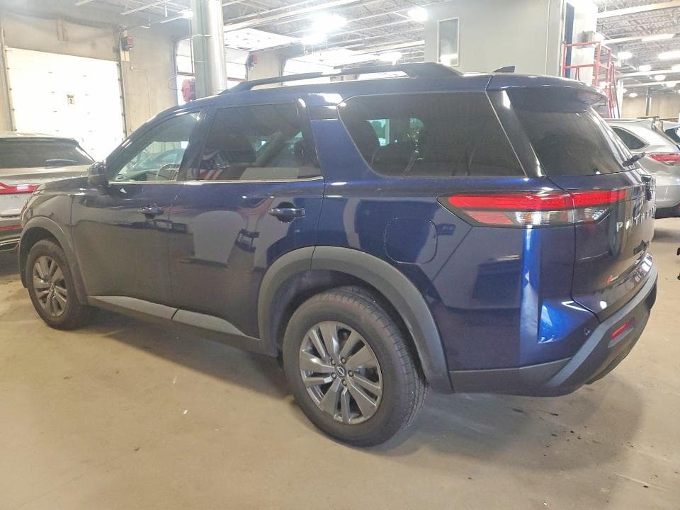 2024 NISSAN PATHFINDER SV 2