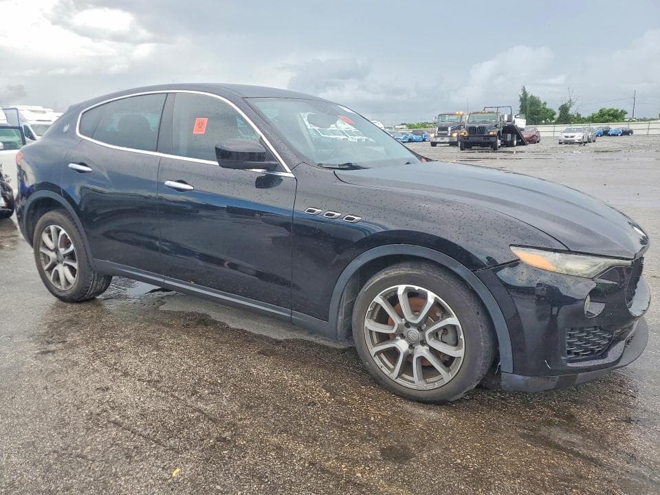 2017 MASERATI LEVANTE 4