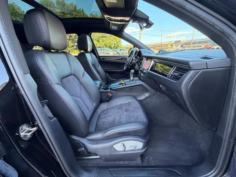 2021 PORSCHE MACAN 5
