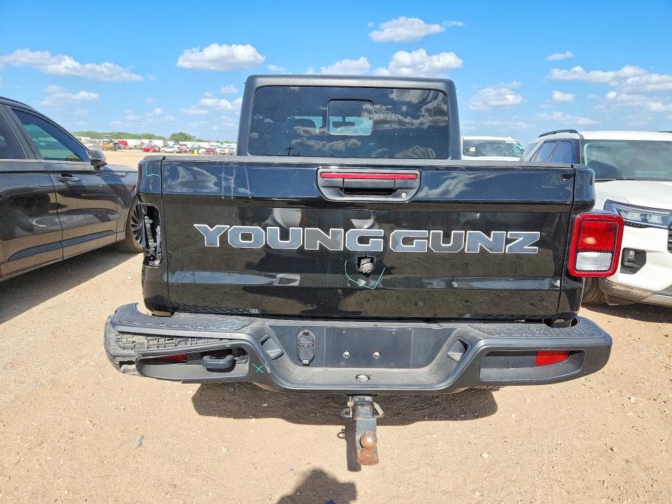 2023 JEEP GLADIATOR SPORT 6