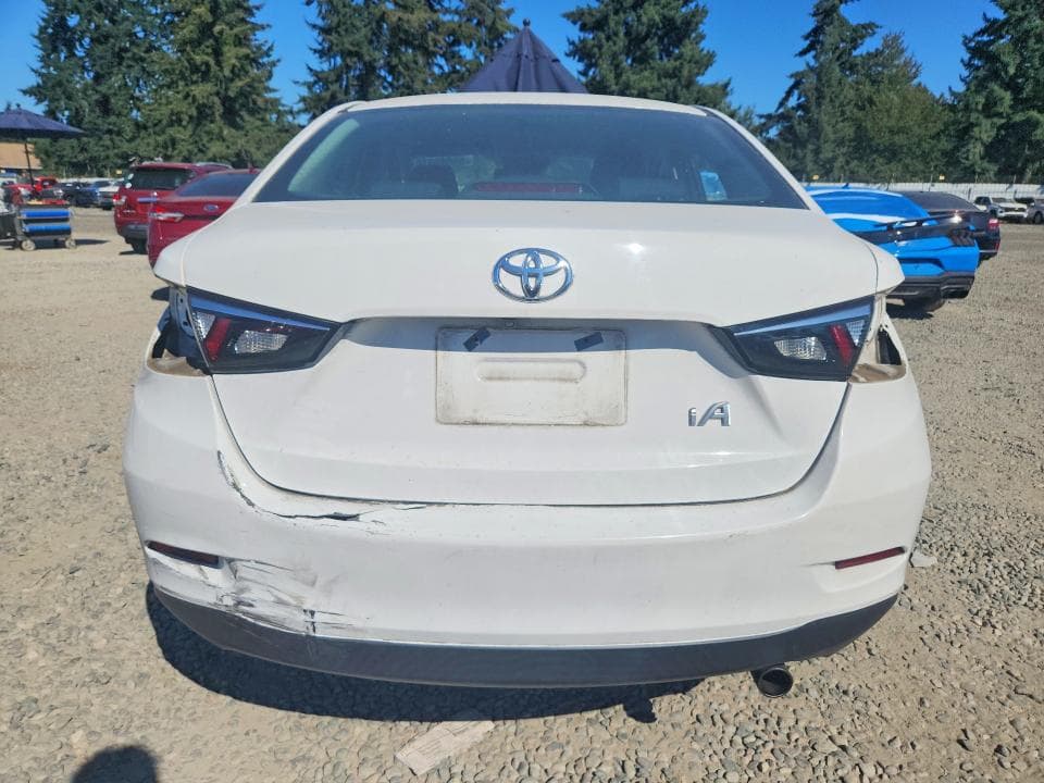 2017 TOYOTA YARIS IA BASE 6