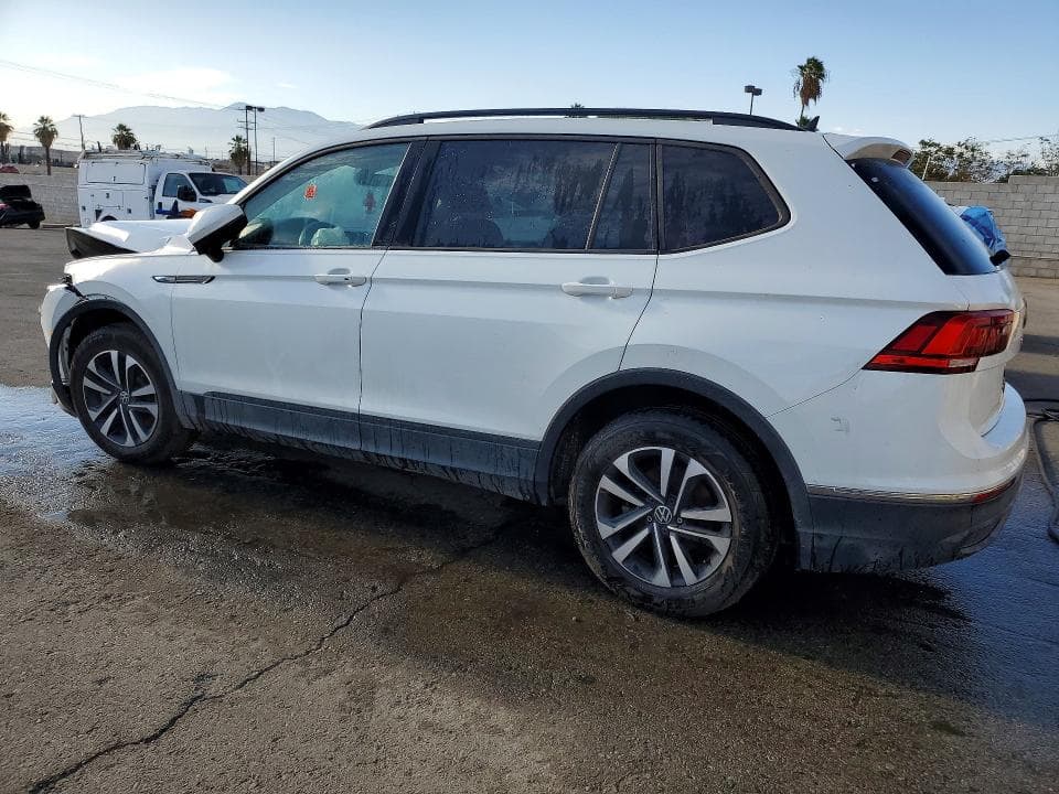 2023 VOLKSWAGEN TIGUAN S 2