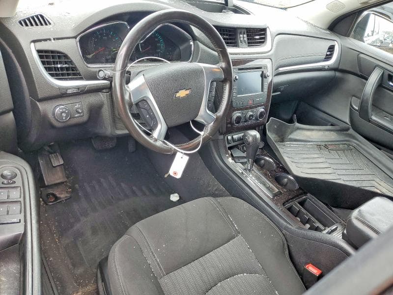 2017 CHEVROLET TRAVERSE LT 8