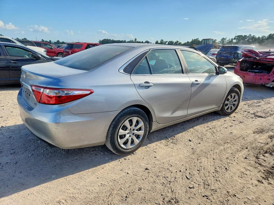 2017 TOYOTA CAMRY LE 3