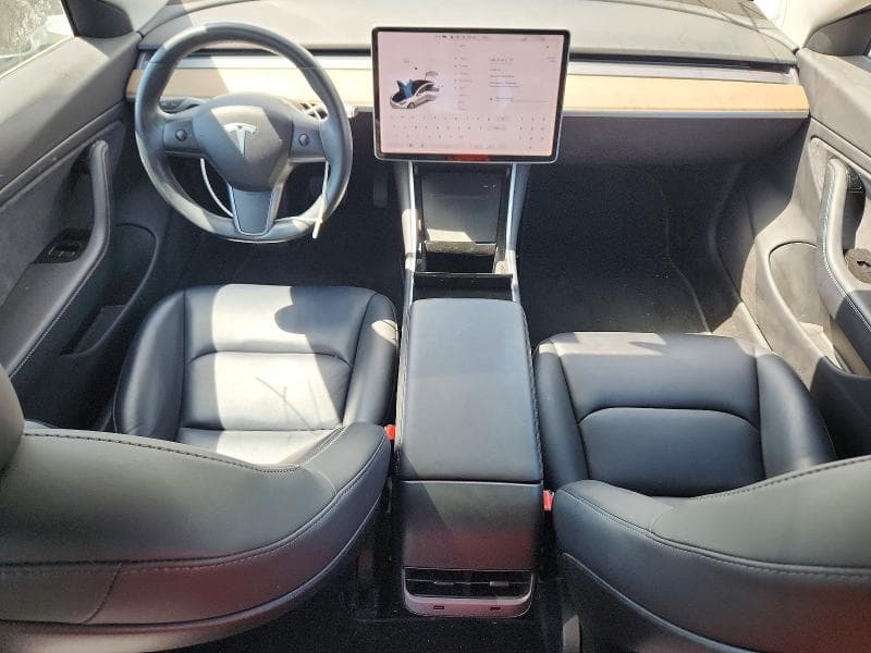 2018 TESLA MODEL 3 8