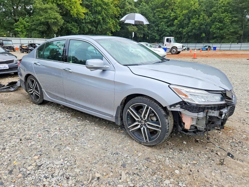 2017 HONDA ACCORD TOURING 4