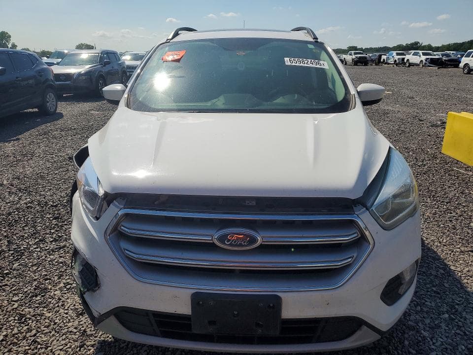2017 FORD ESCAPE SE 5