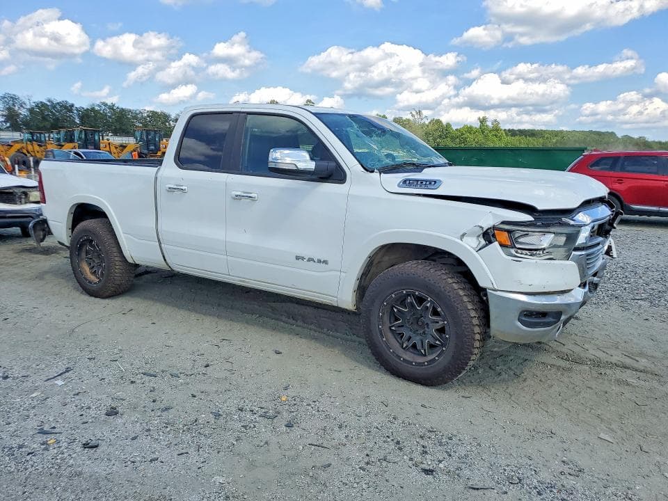 2021 RAM 1500 LARAMIE 4