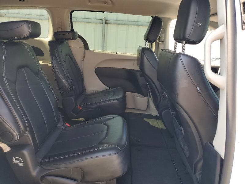 2024 CHRYSLER PACIFICA TOURING L 11