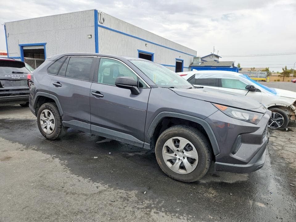 2022 TOYOTA RAV4 LE 4