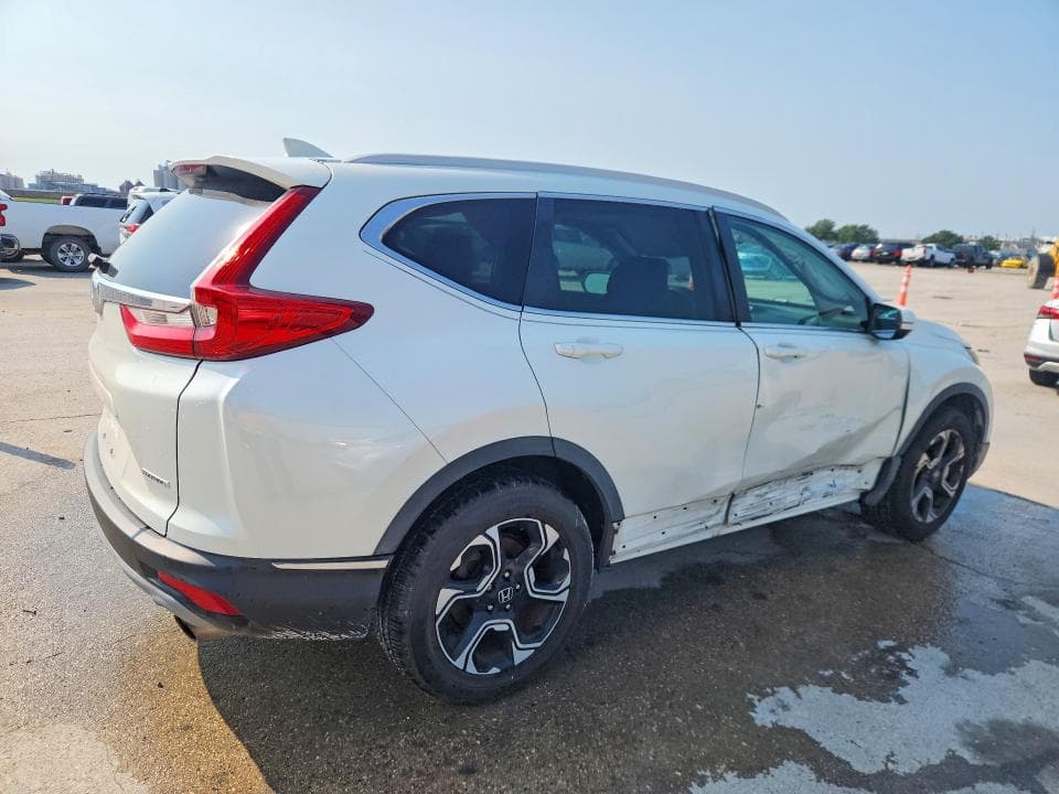 2017 HONDA CR-V TOURING 3