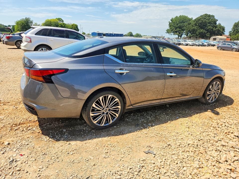2025 NISSAN ALTIMA SL 3