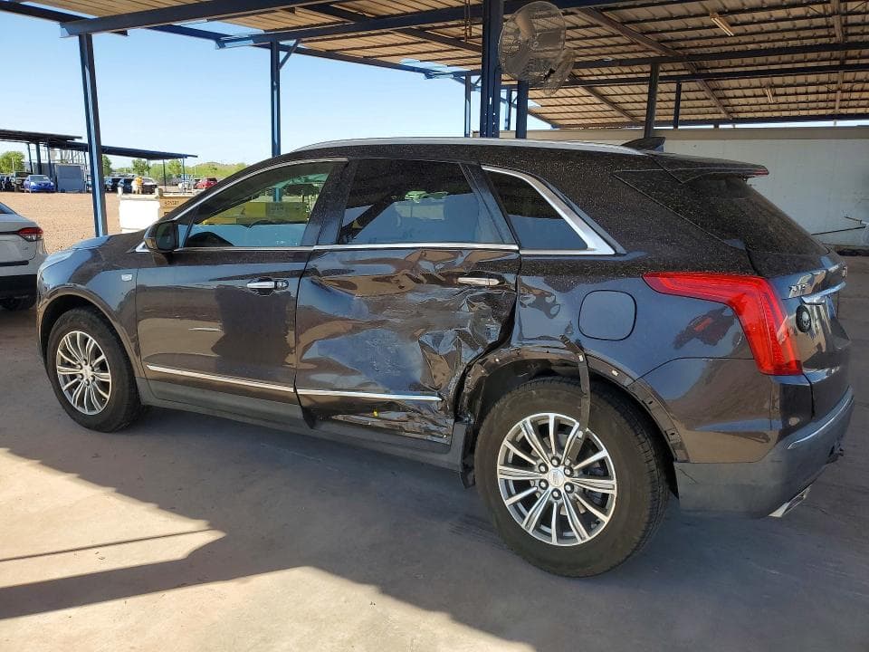 2017 CADILLAC XT5 LUXURY 2