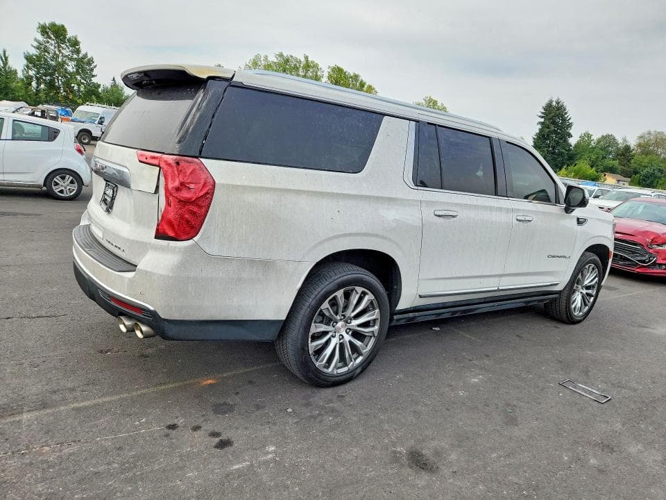 2021 GMC YUKON XL DENALI 3