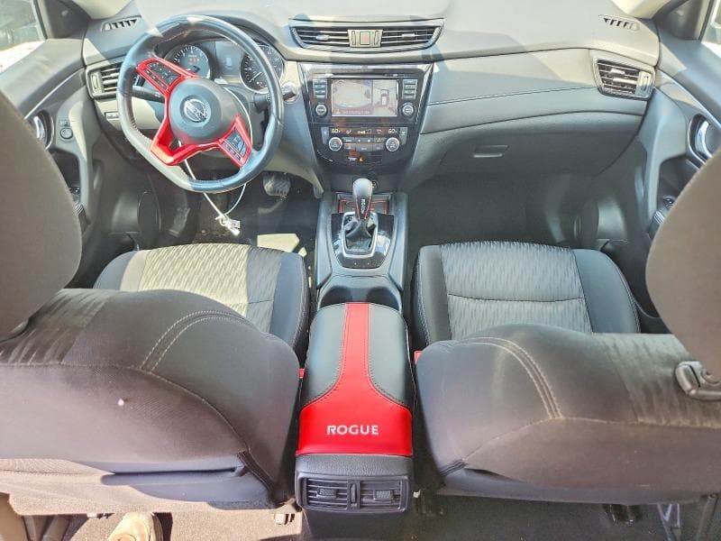 2017 NISSAN ROGUE SV 8