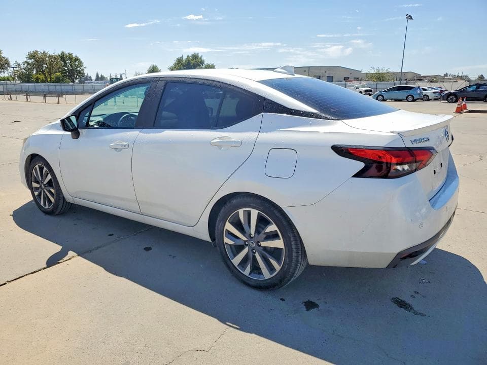 2020 NISSAN VERSA SR 2