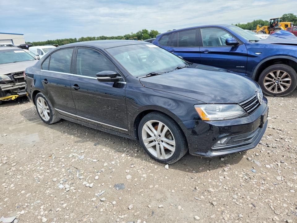2017 VOLKSWAGEN JETTA SEL 4