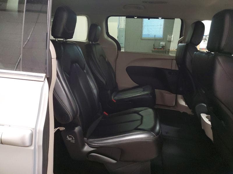 2024 CHRYSLER PACIFICA TOURING L 11