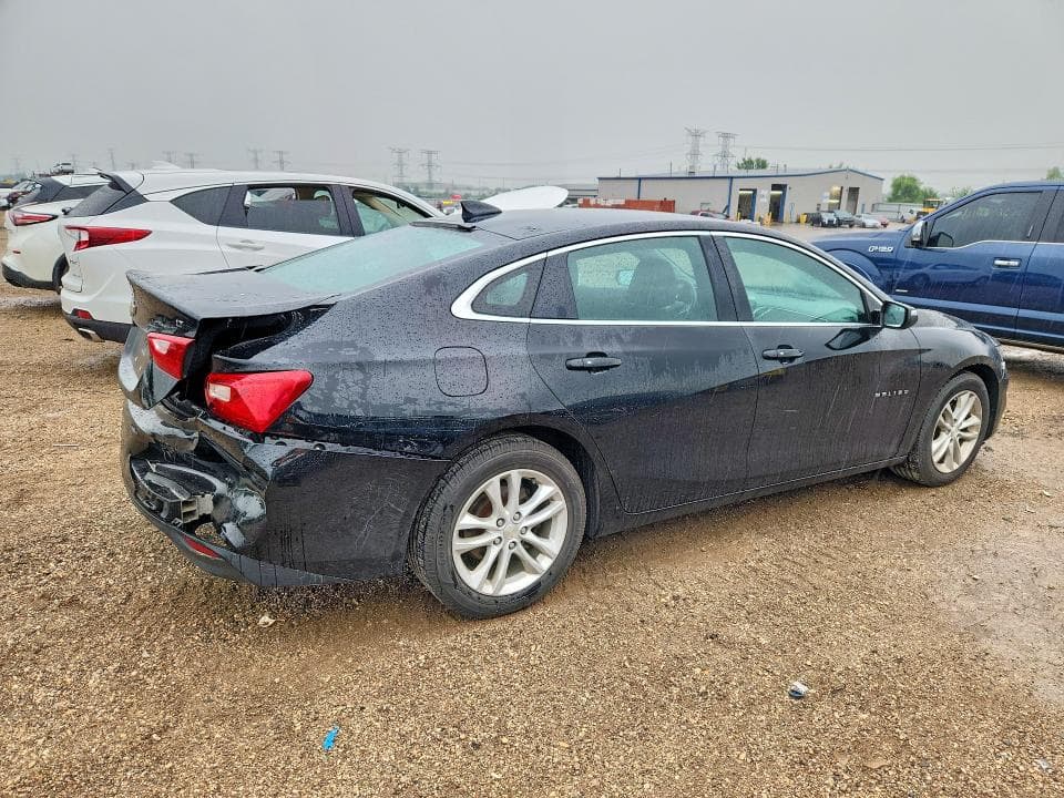 2017 CHEVROLET MALIBU LT 3