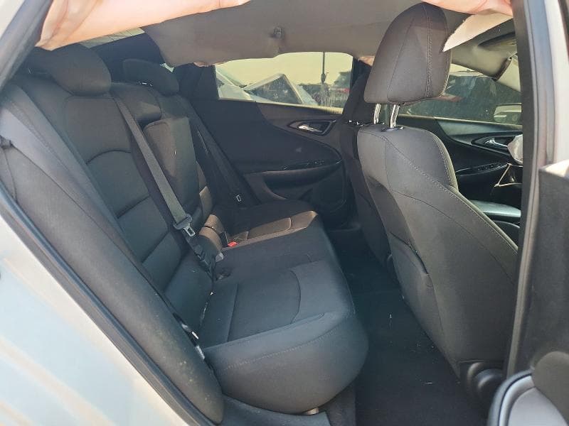 2017 CHEVROLET MALIBU LS 10