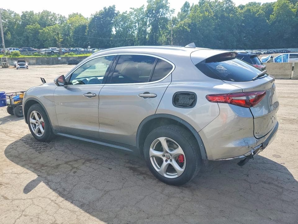 2018 ALFA ROMEO STELVIO 2