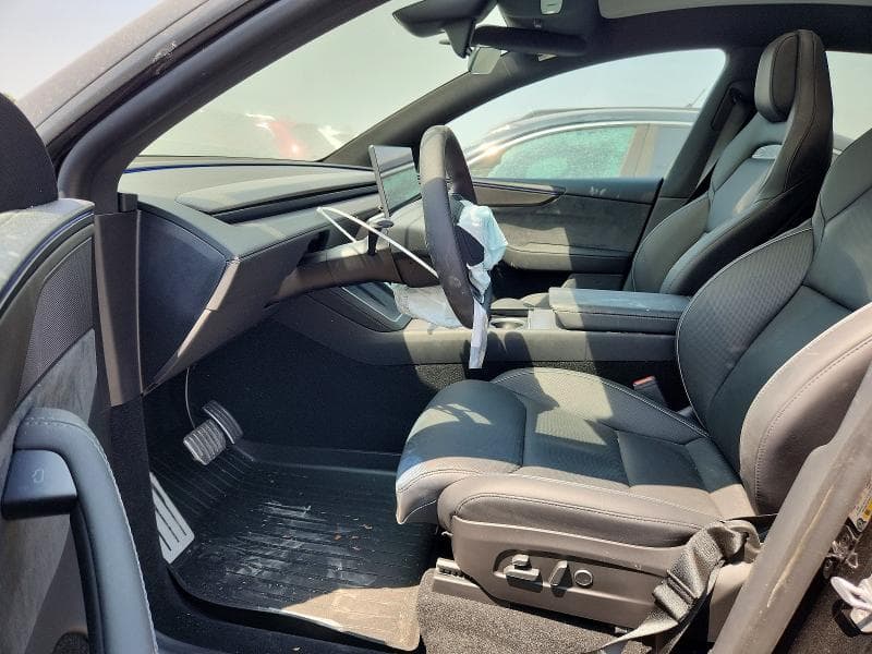 2026 TESLA MODEL Y 7