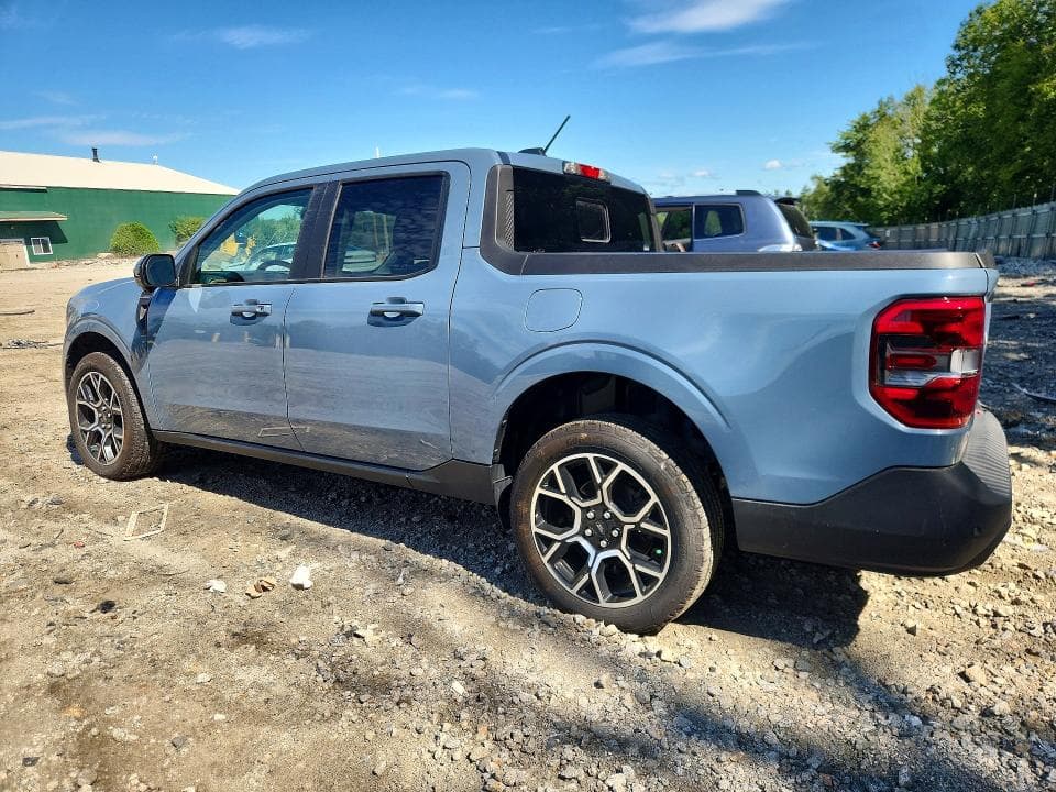 2025 FORD MAVERICK LARIAT 2