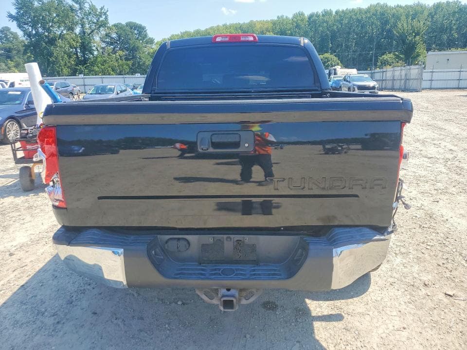 2019 TOYOTA TUNDRA SR5 6