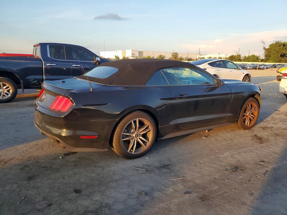 2017 FORD MUSTANG 3