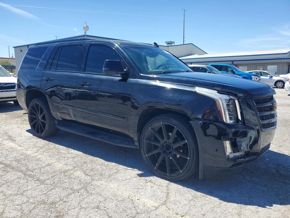 2017 CADILLAC ESCALADE 4