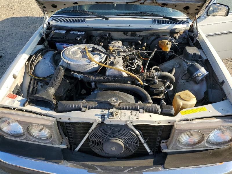 1980 MERCEDES-BENZ 300D 11