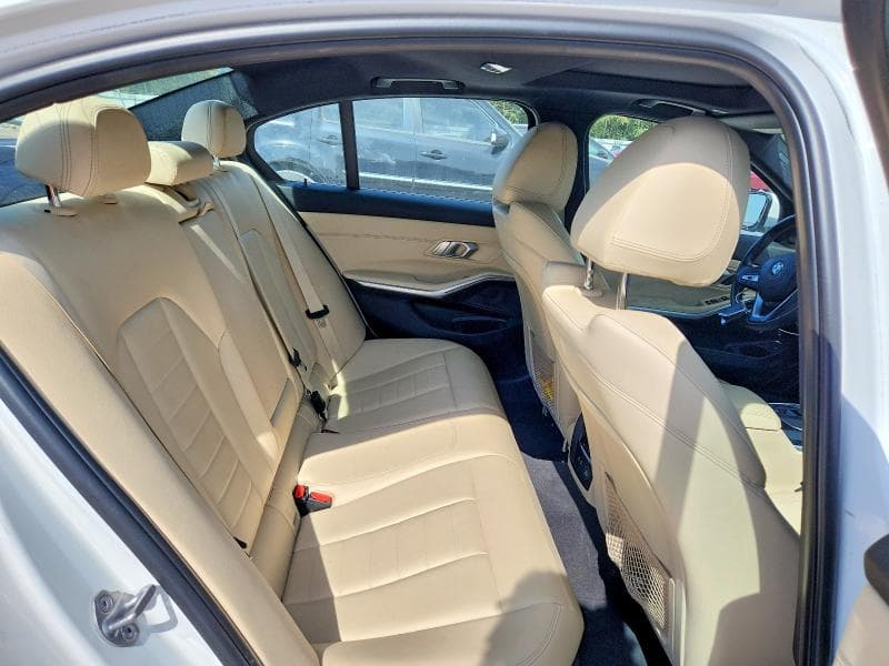 2019 BMW 330XI 10