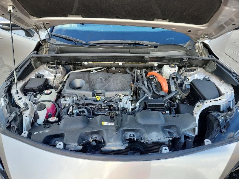 2021 TOYOTA VENZA LE 11