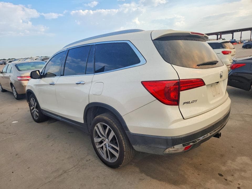 2017 HONDA PILOT TOURING 2