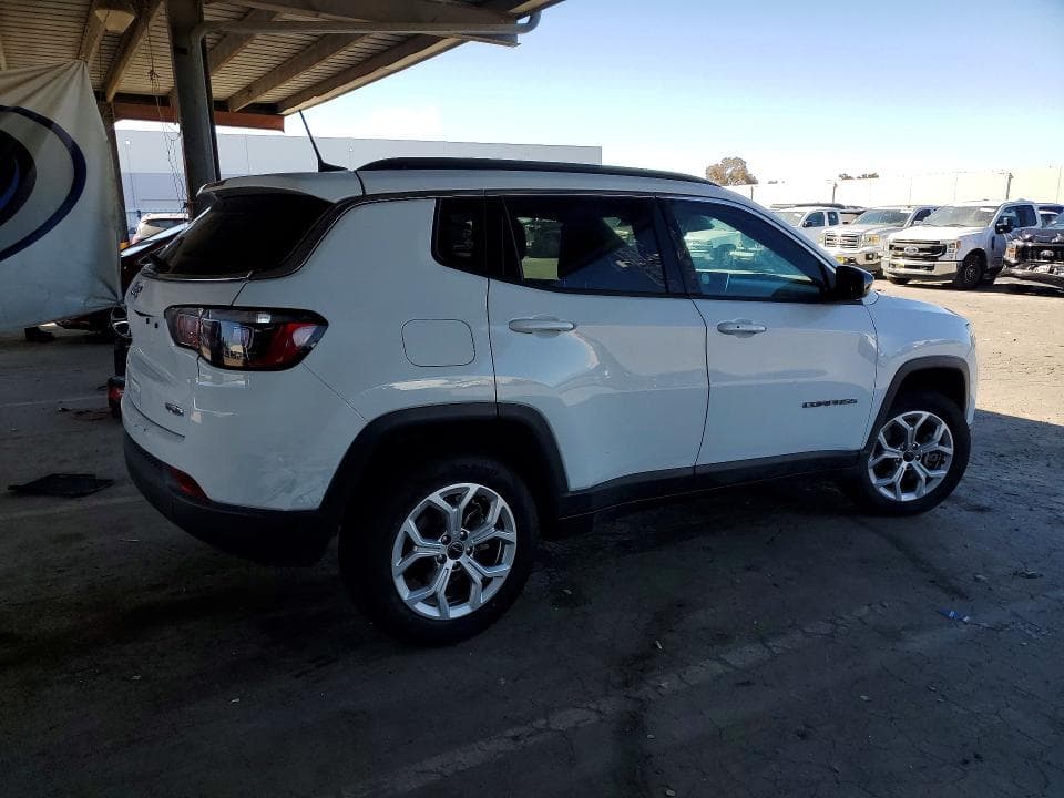 2025 JEEP COMPASS LATITUDE 3