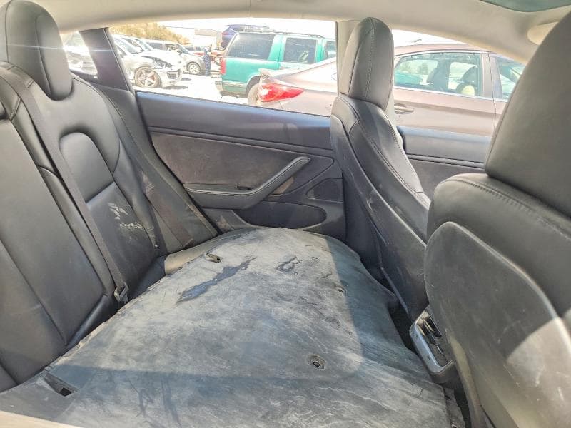 2018 TESLA MODEL 3 10