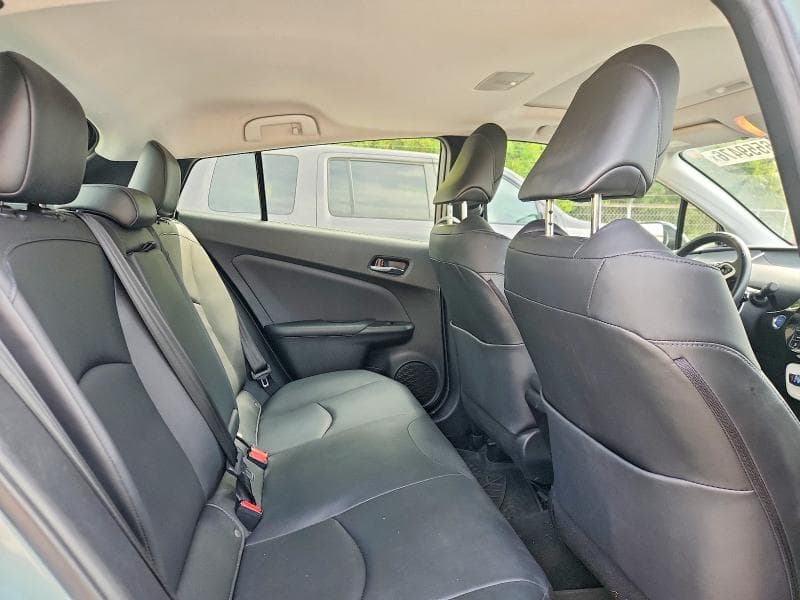 2017 TOYOTA PRIUS FOUR 10