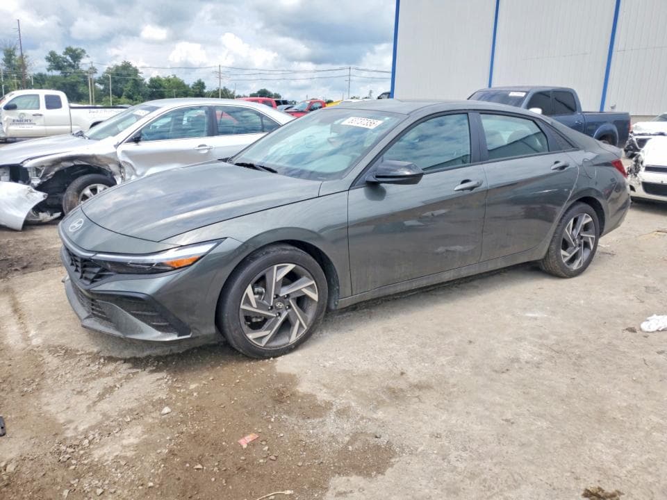 2025 HYUNDAI ELANTRA SEL SPORT