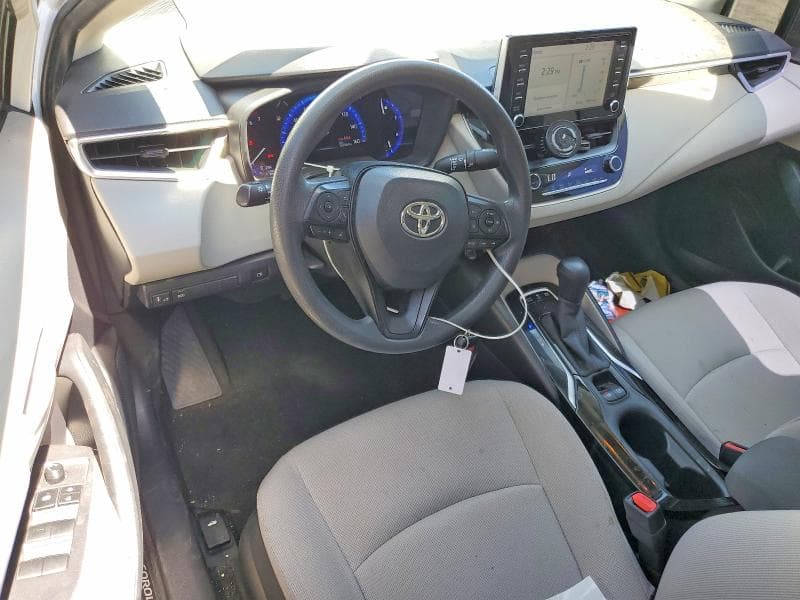 2020 TOYOTA COROLLA LE 8
