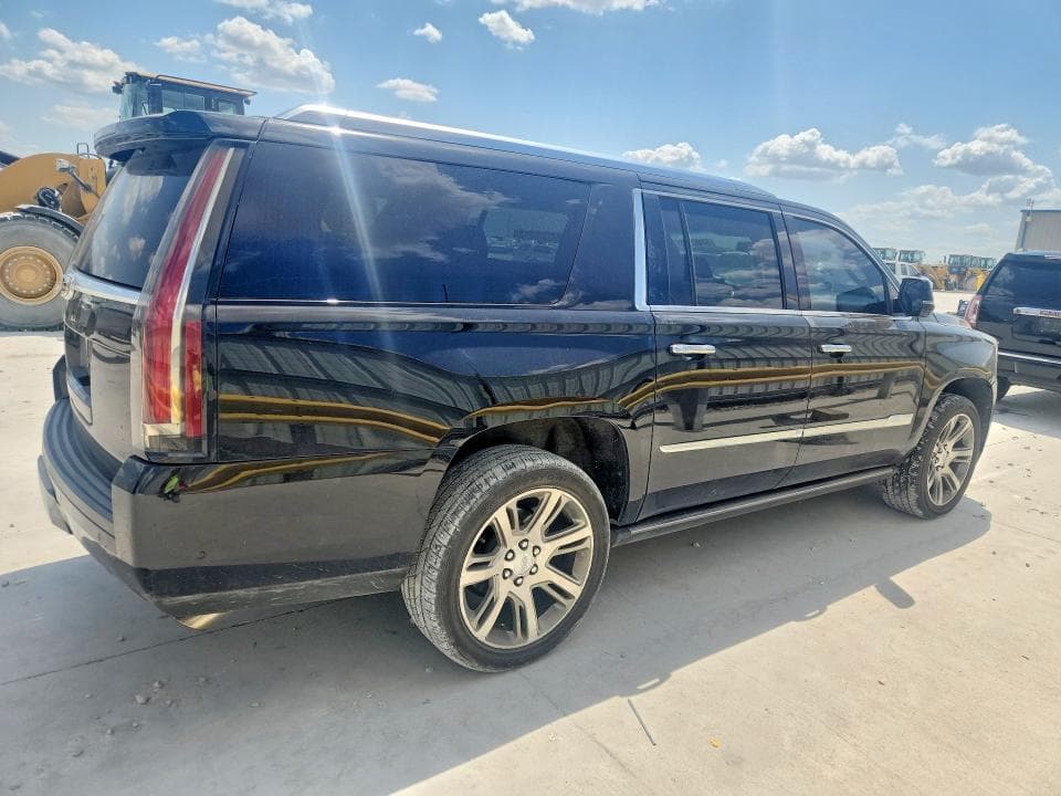 2019 CADILLAC ESCALADE ESV PREMIUM LUXURY 3