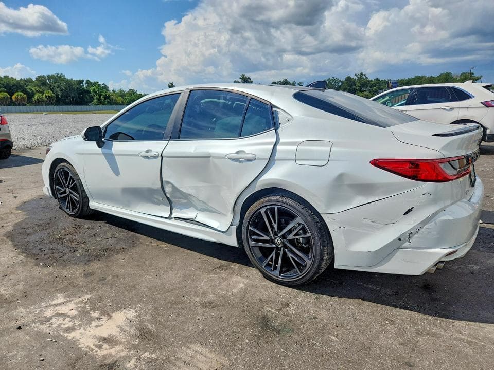 2025 TOYOTA CAMRY XSE 2