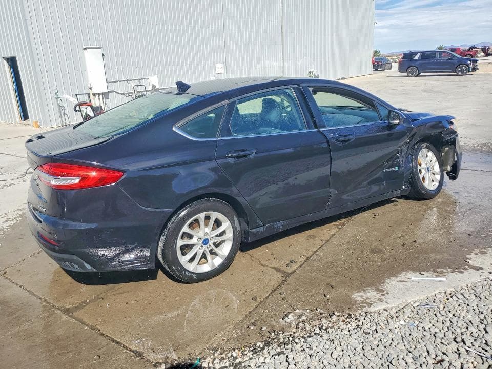 2019 FORD FUSION SE 3