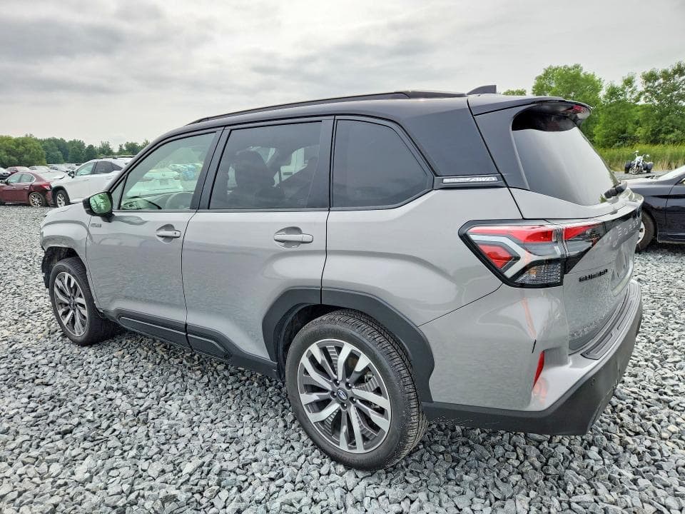 2025 SUBARU FORESTER TOURING 2