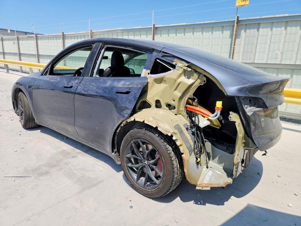 2022 TESLA MODEL Y 2